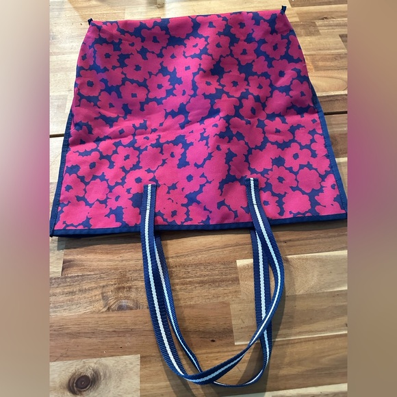 Estée Lauder Pink and Blue Tote Bag - Picture 2 of 3